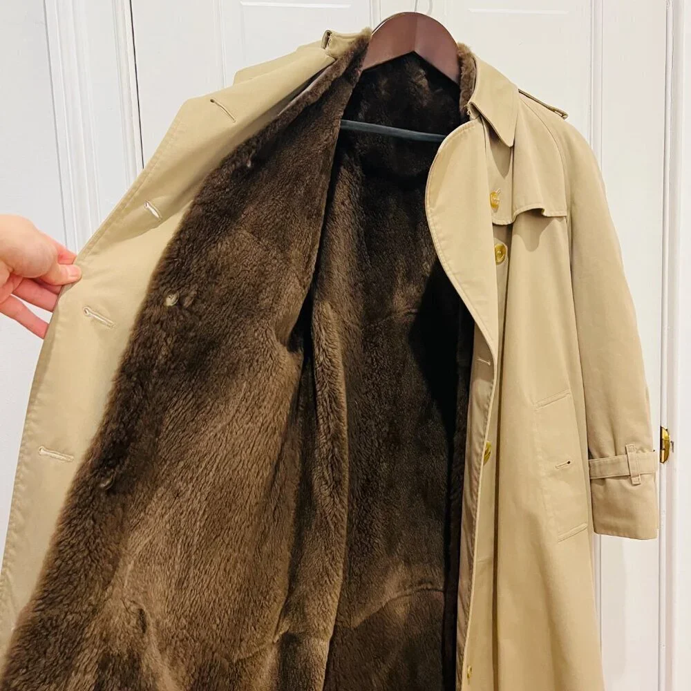 Burberry's Women Vintage Trench Coat with Removable Fur Lining Size 16 Long - Picture 11 of 16